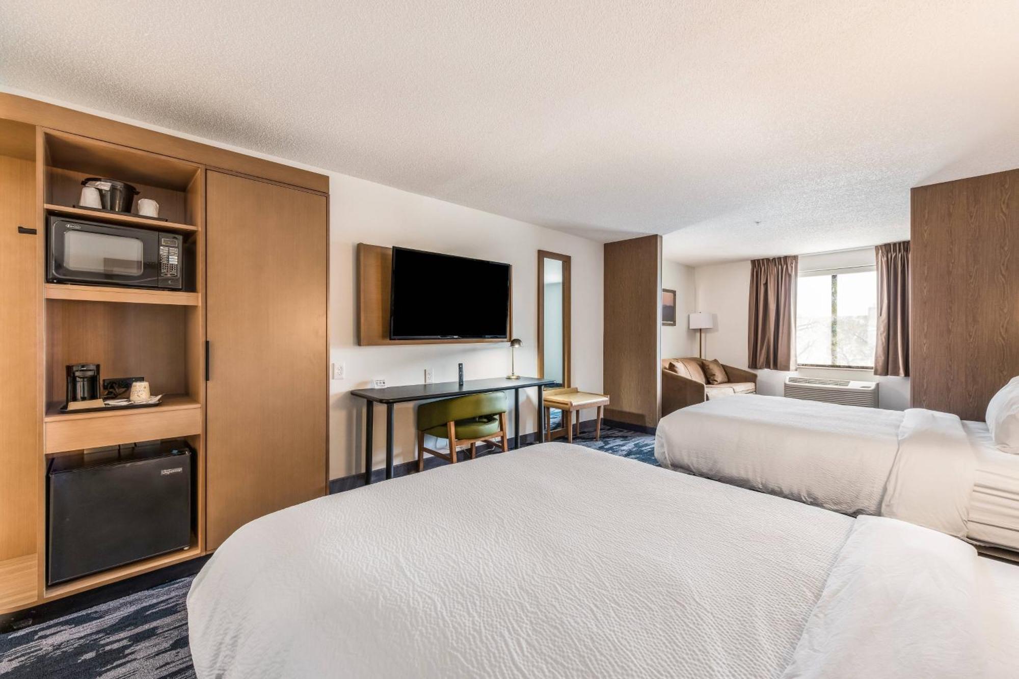 Fairfield By Marriott Inn & Suites Greensboro Coliseum Area Dış mekan fotoğraf