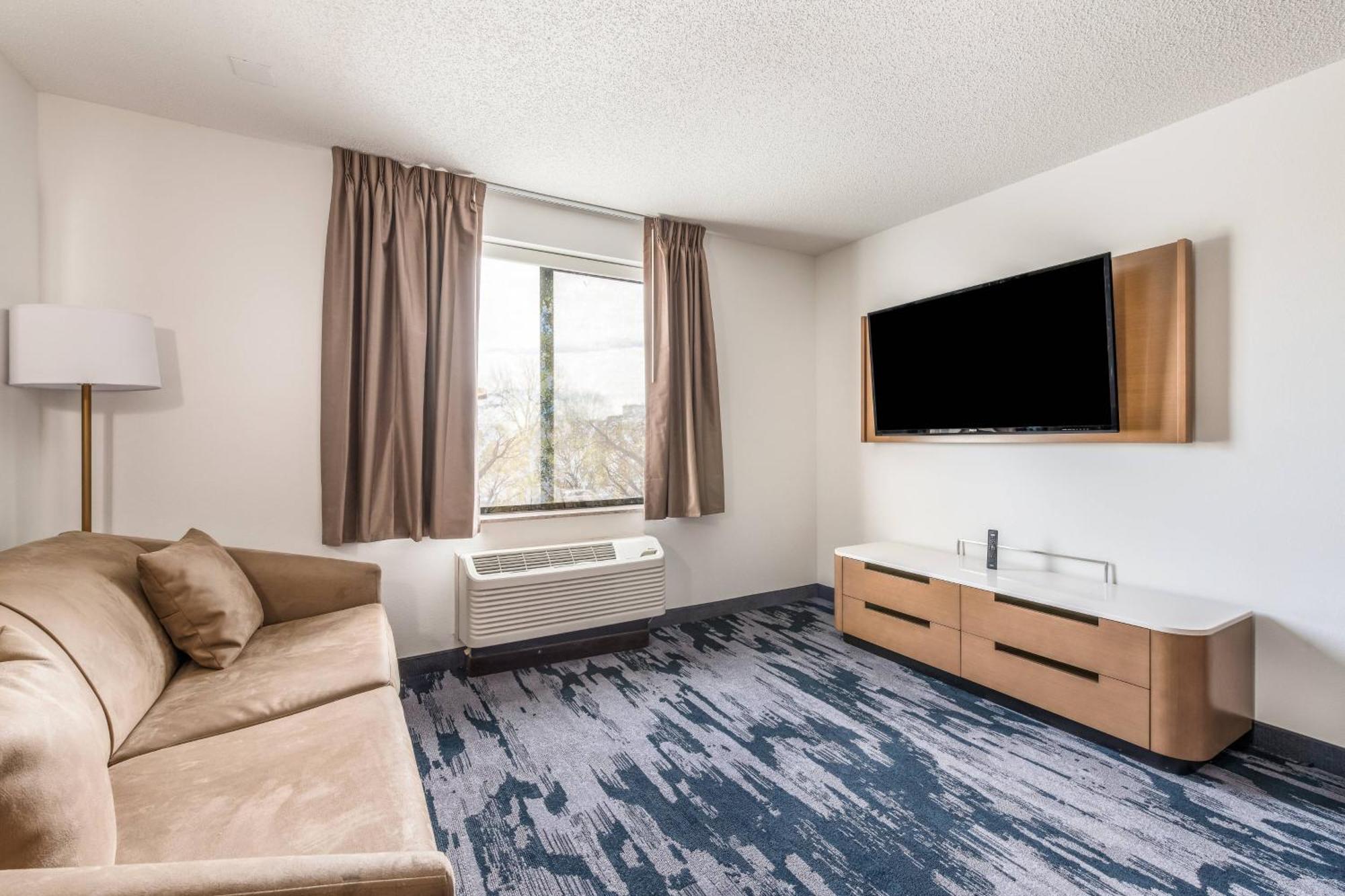 Fairfield By Marriott Inn & Suites Greensboro Coliseum Area Dış mekan fotoğraf